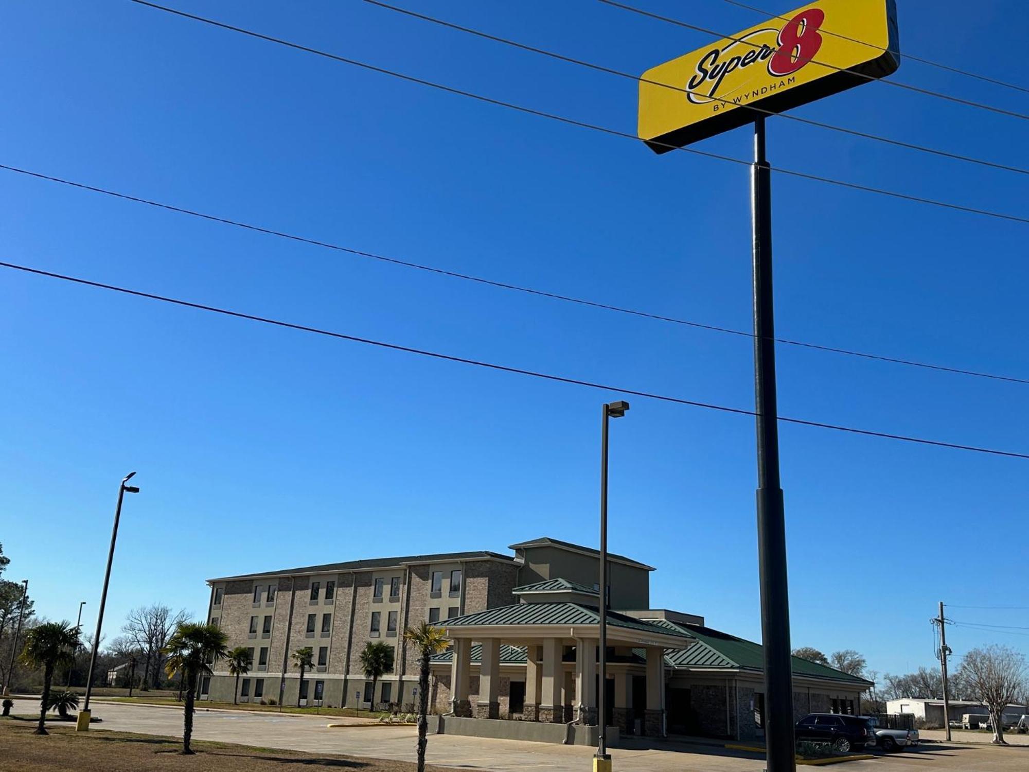 Super 8 By Wyndham Alexandria La 호텔 외부 사진